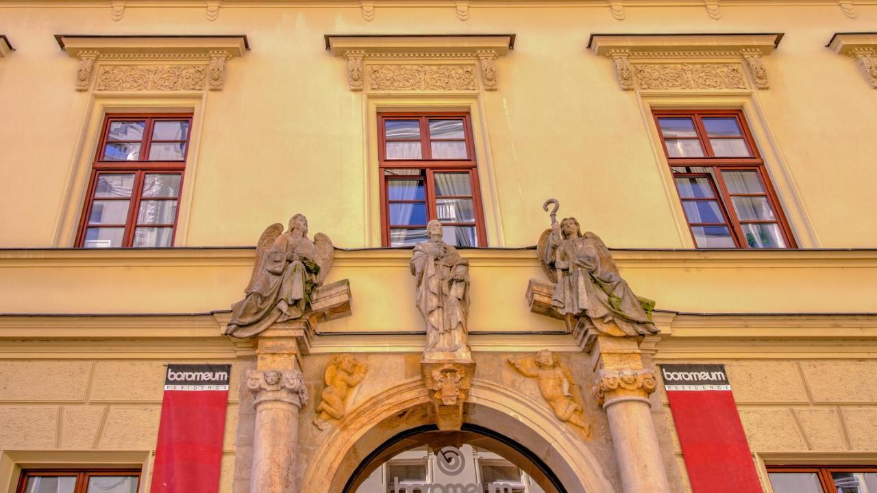 Hradec Králové ボロメウム レジデンスアパートホテル エクステリア 写真